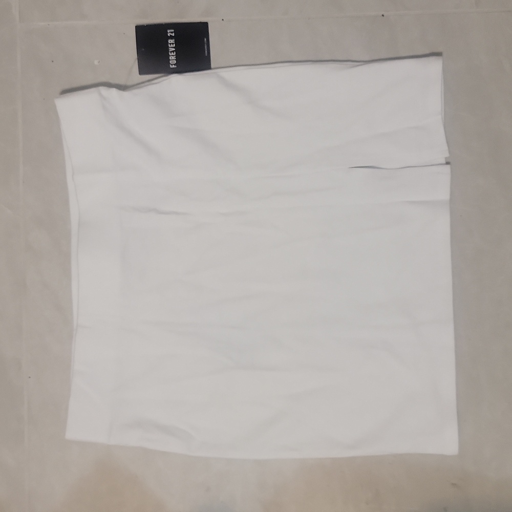 NWT Forever 21 White Stretchy Split Hem Skirt